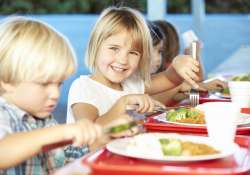 Így kaphat már szeptember 1-jén a gyermeked ebédet az iskolában